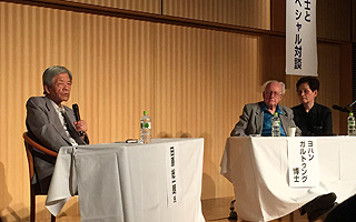 8月19日に開催された田原総一朗氏とヨハン・ガルトゥング博士の対談イベント