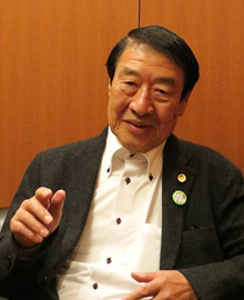 山田 正彦 氏