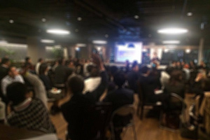 入会の手続きを複雑化したことで、大盛況となった「オフ会」