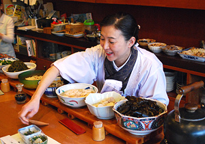 おかみの村上友子さん