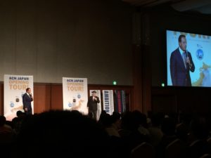 プロヴェンサーノ氏の講演は約1時間にわたった