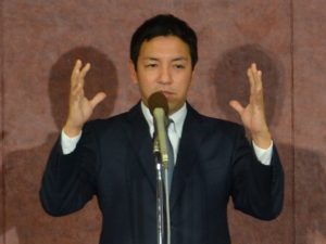 当選した鳩山二郎氏