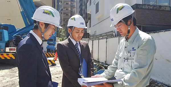 建築部の技術者は取引先との良い関係づくりで次の仕事につなげる