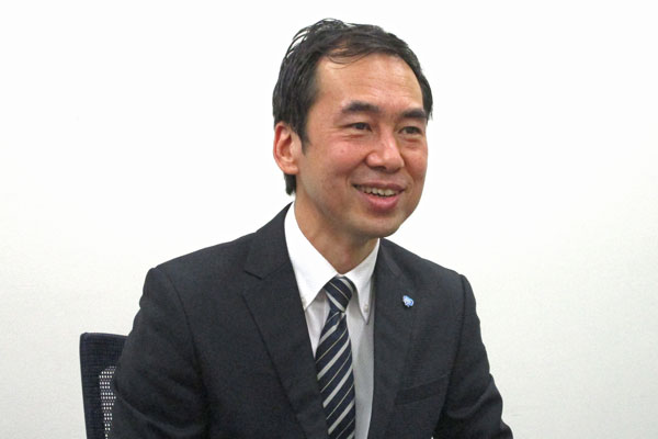 オリンパス(株)内視鏡事業国内マーケティング内視鏡営業企画部長の繁森孝夫氏