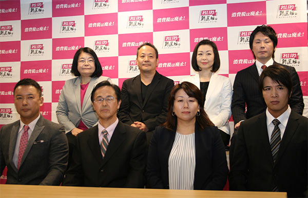 左上から渡辺・辻村・櫛渕・北村、左下から山本・三井・太田・田島(敬称略、2020.2.17筆者撮影)