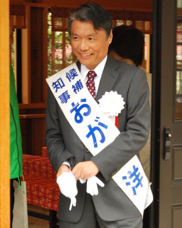 2011年3月24日、初出馬時の出陣式で(当時61歳)