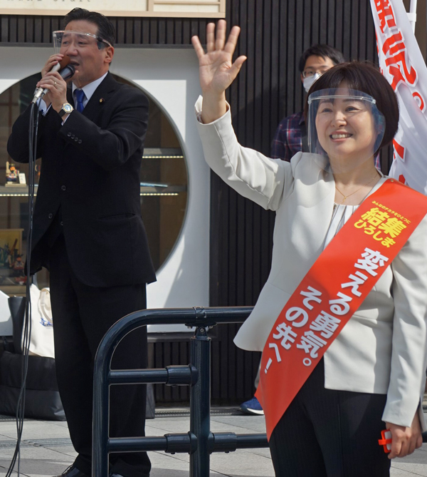 応援演説する、立憲民主党の福山哲郎幹事長