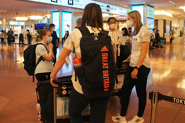 来日した五輪関係者と一般日本人が混在し、バブル方式が破綻している羽田空港