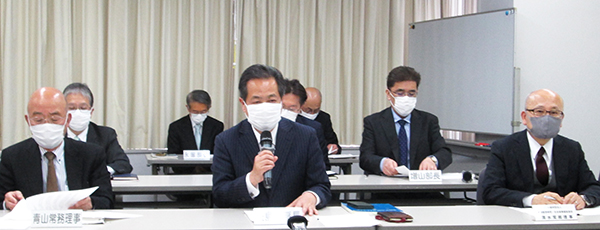 メディア懇談会の様子（8日）