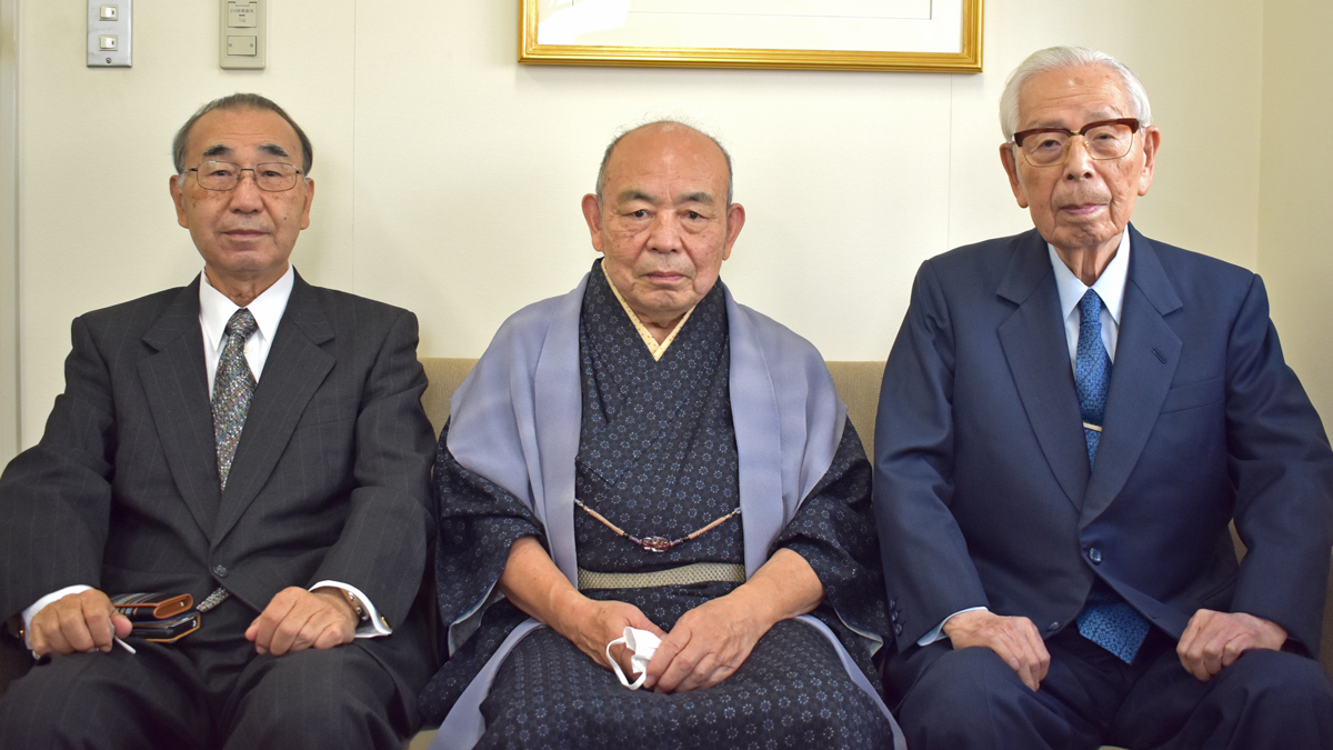 左から杉山秀彦氏、手島明彦氏、黒木一夫氏