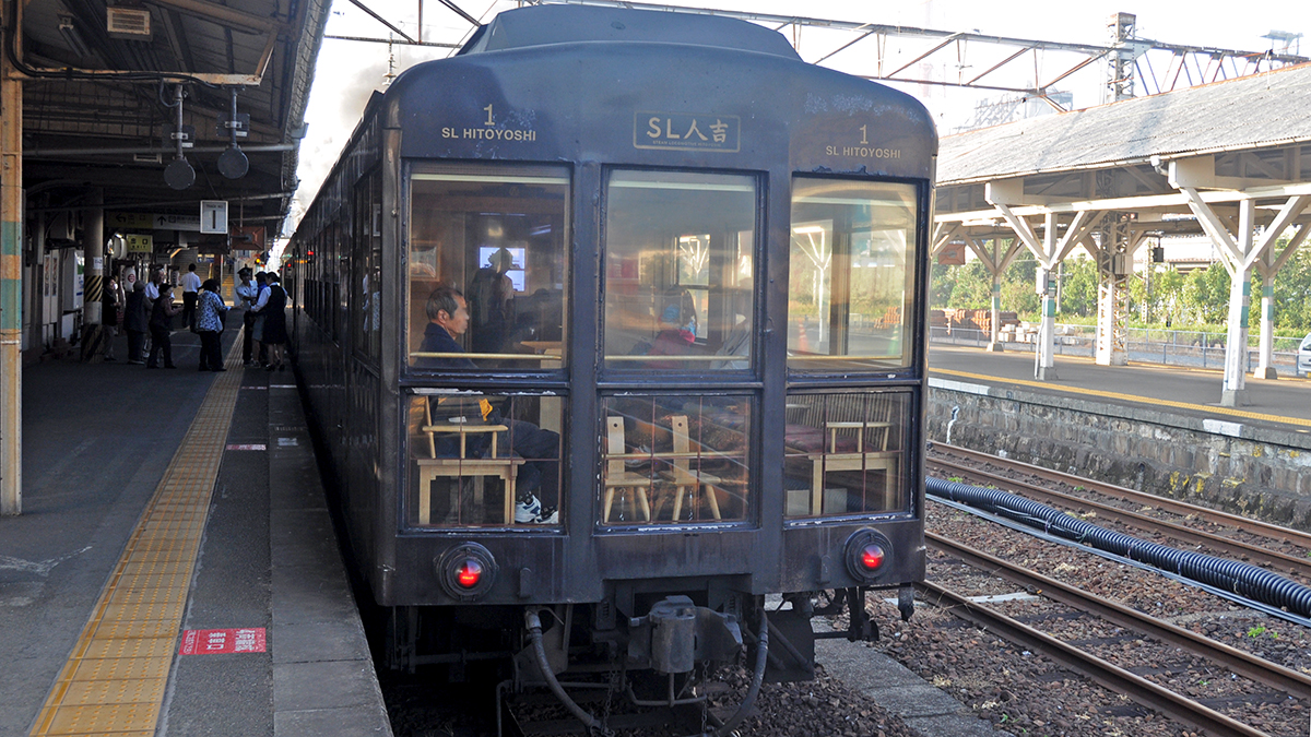 画像2　 今回使用された客車は、以前は「SLひとよし」で使用