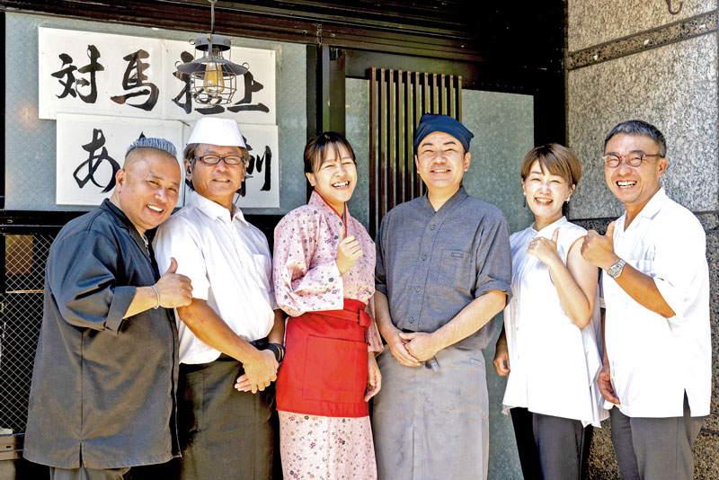 一番右が松本氏