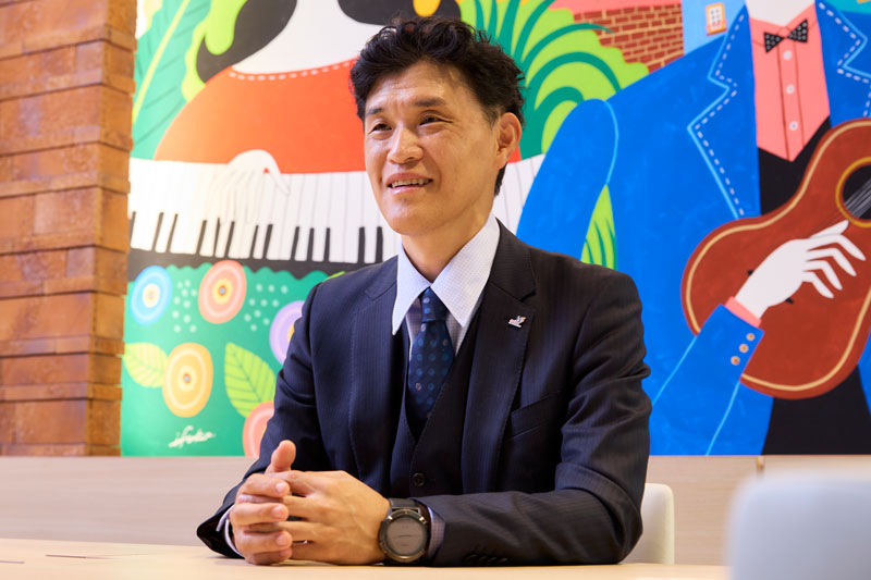菅拓摩代表