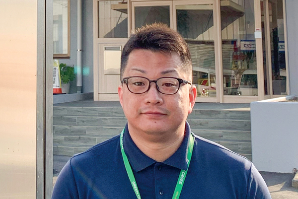 石垣慶 氏