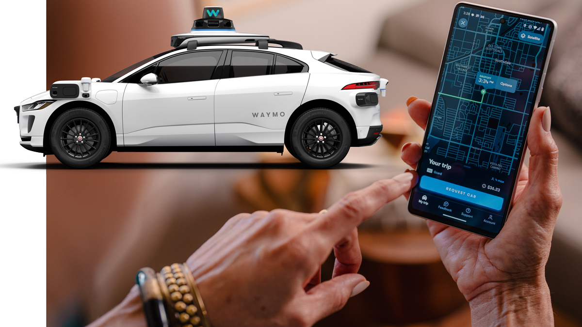 運行しているWaymoの無人タクシー 出所:Waymo