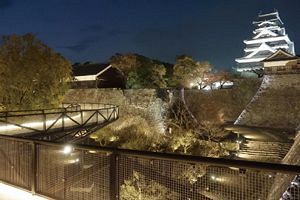 熊本城天守閣が内部公開へ、完全復旧への道のりを問う