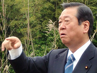 農業者に支持を訴える小沢代表代行