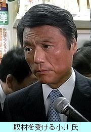 取材を受ける小川氏