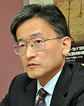 芳野　勇一郎　氏