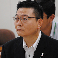 古川佐賀県知事