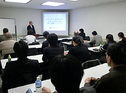 0405_sm.jpg