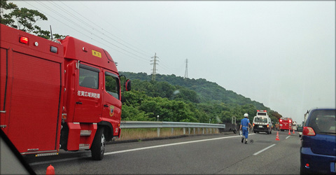 長崎道で大事故発生