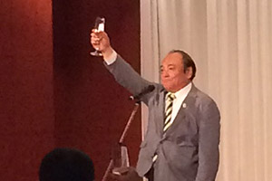 塚原 光男 氏