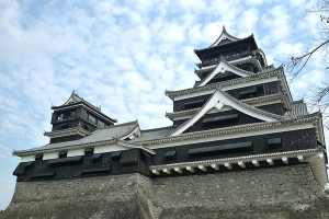 地震発生前の天守閣