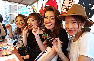 大阪から食い倒れを楽しむ美女たち