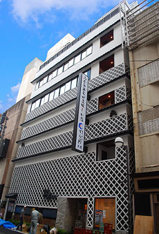 27年間ありがとう 日本料理てら岡本店 旧 春駒店 閉店 公式 データ マックス Netib News
