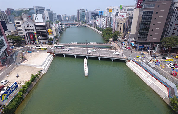 春吉橋の架け替え工事