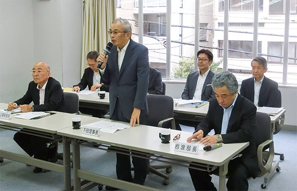 トクホの公正競争規約を発表する日本健康・栄養食品協会の下田智久理事長（2019年7月23日）