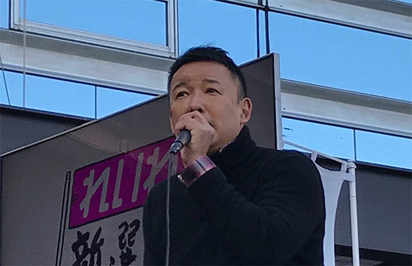 「皆さんの質問、苦言・提言を受け付けます」とあいさつする山本氏（2019.12.14筆者撮影）