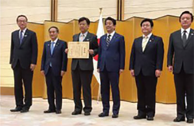「第3回ジャパンSDGsアワード」--内閣総理大臣賞を受賞の様子