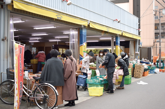 吉田青果では、巣ごもり需要で実店舗の販売が伸びている