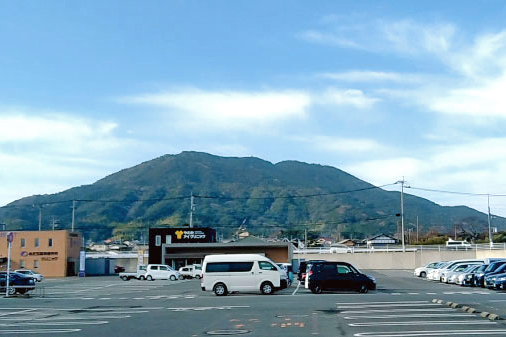 糸島の象徴、筑紫富士としても知られる「可也山」