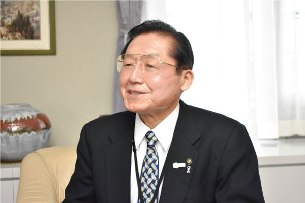 春日市長　井上澄和 氏