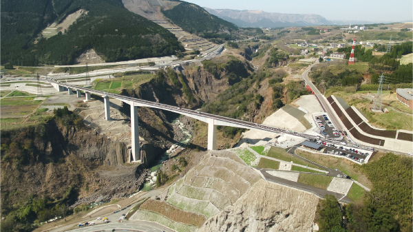 熊本 3月 新阿蘇大橋が開通 復興に向けた新たなシンボルが誕生 Netib News