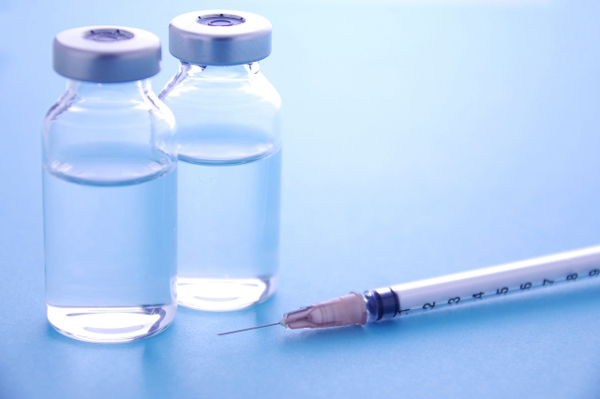 ワクチン 注射器 イメージ