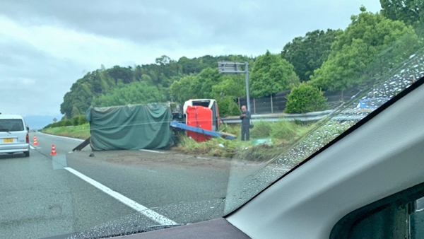 九州自動車道 事故