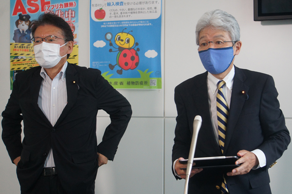羽田空港視察後の会見で長妻昭・元厚労大臣は、“バブル方式”の欠陥を暴露