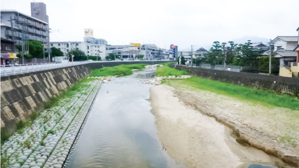 樋井川（福岡県提供）