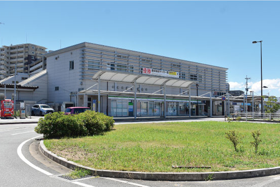 JR新飯塚駅