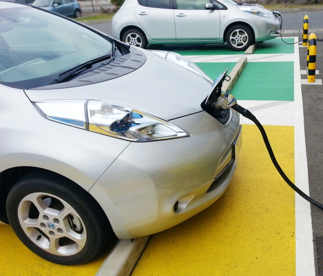 電気自動車 イメージ