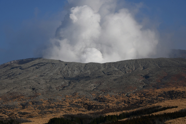 阿蘇山 噴火 イメージ