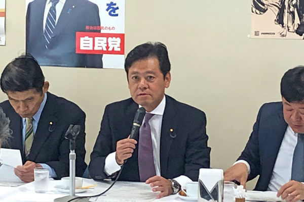 宮内議員 会見時