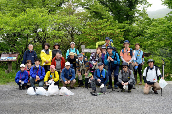 清掃登山参加者