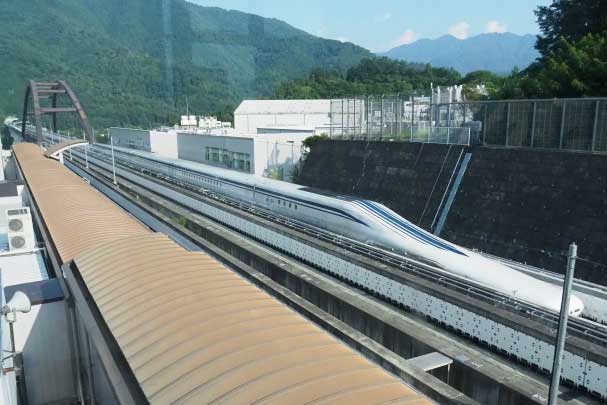 リニア中央新幹線 イメージ