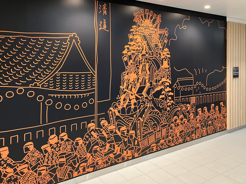 博多祇園山笠の壁面装飾（櫛田神社前駅）