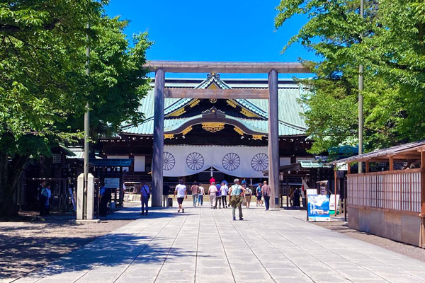 靖国神社 イメージ